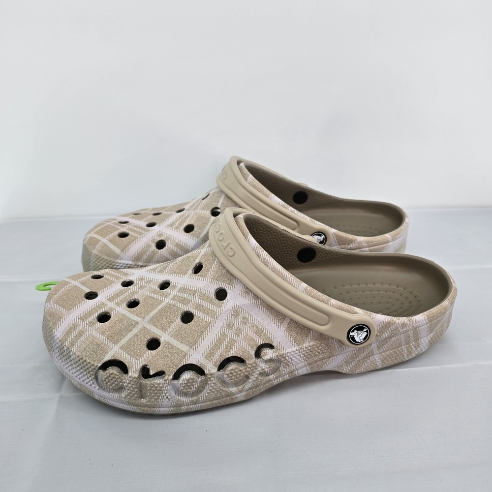 Crocs Baya Plaid Clogs Cobblestone Mens Size‎ 13 210752-2V3 New With Tags